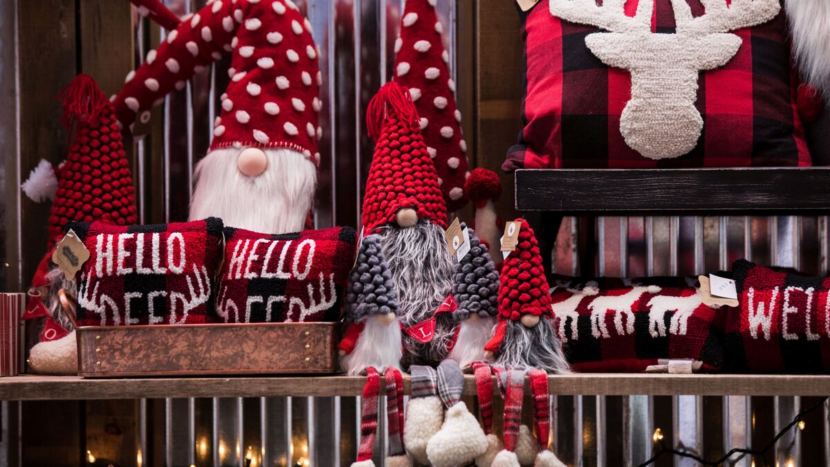 More than 500 vendors, and plenty of festive family fun, food drinks, and much more at the annual PA Christmas Gift Show